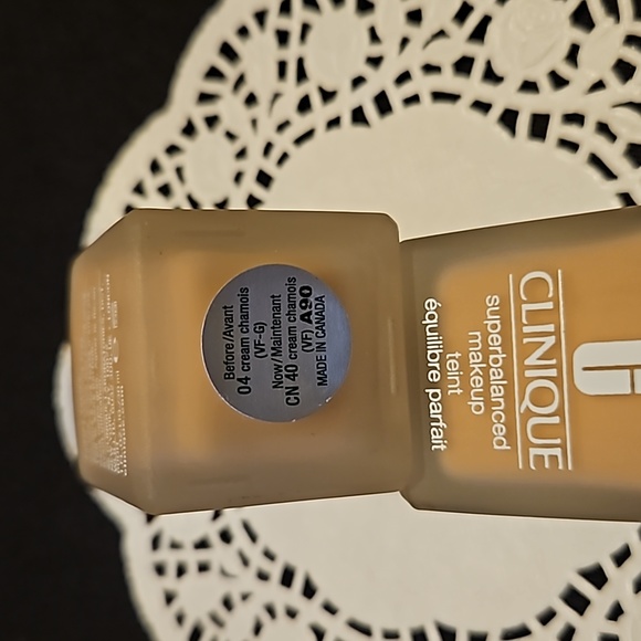 Clinique superbalanced makeup CN 40 cream chamois (VF) A90 - Picture 2 of 3